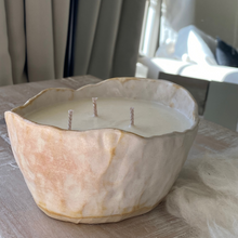Load image into Gallery viewer, Ceramic Candle (Small)
