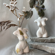 Load image into Gallery viewer, Body Vase, Venus
