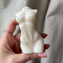 Load image into Gallery viewer, &#39;Ellie&#39; - Endometriosis Scar Candle

